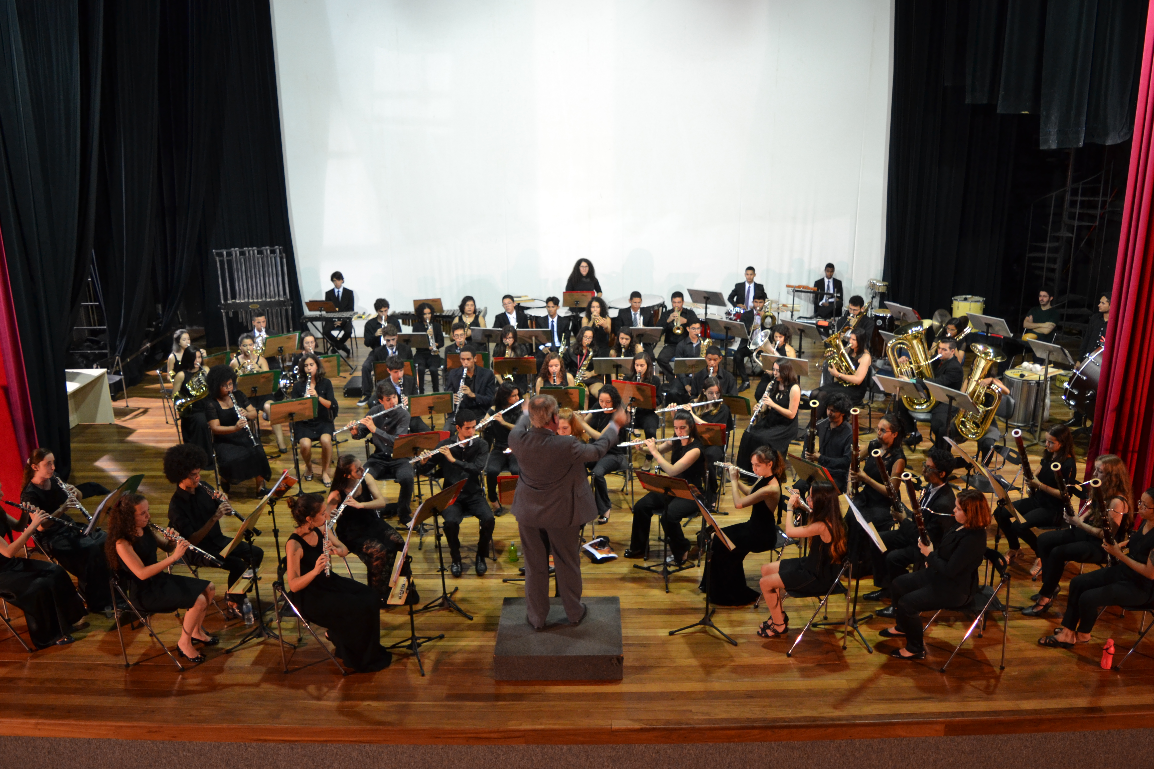 Banda Sinfônica Nilo Peçanha abriu o evento com concerto eclético